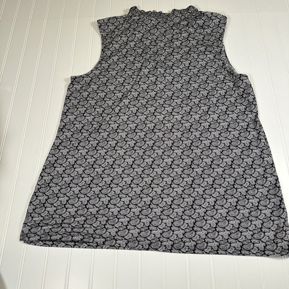 Michael Kors Black/ White Floral Sleeveless Top Sz XL - Picture 2 of 6